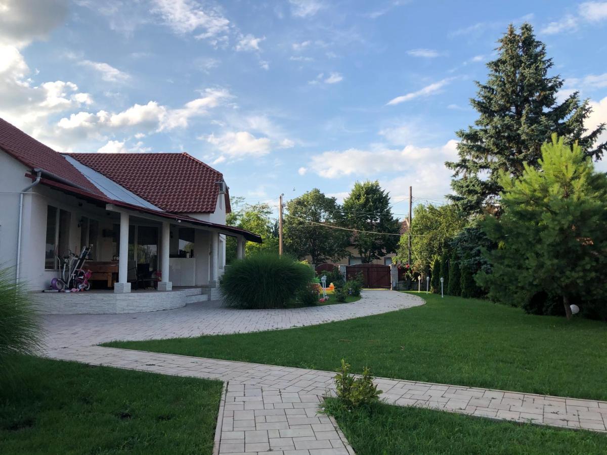 Apartament Battonya House Zewnętrze zdjęcie