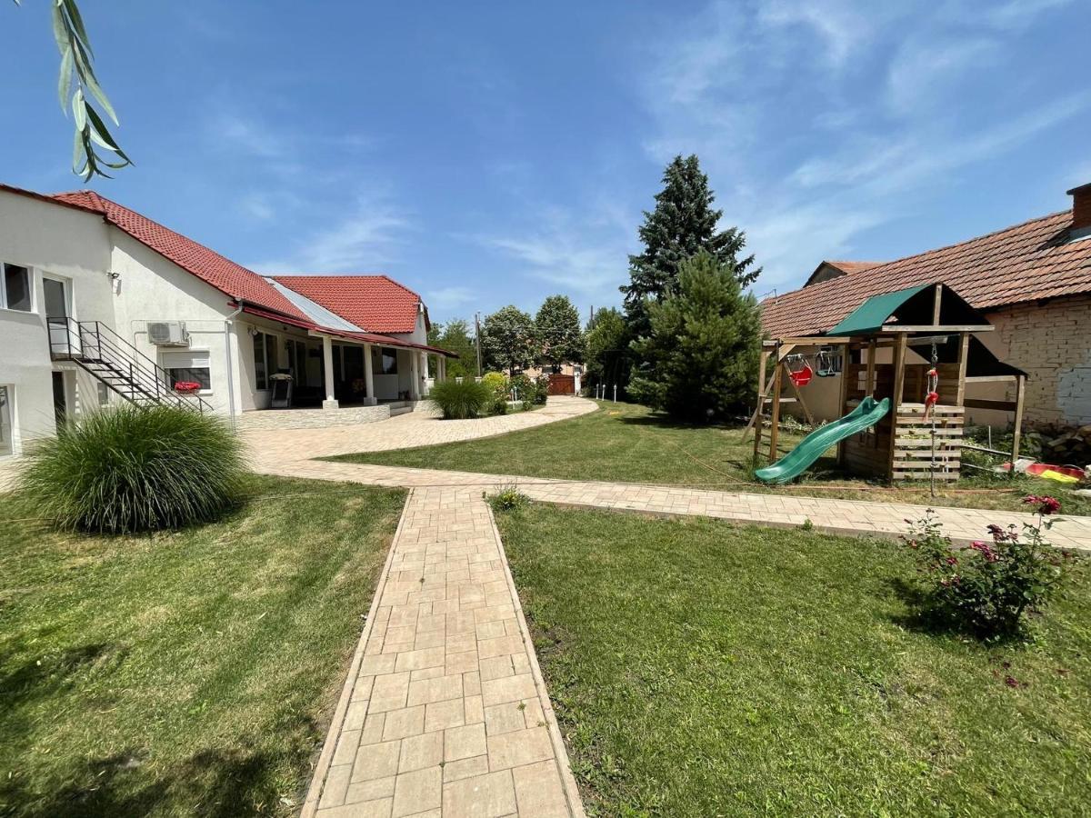 Apartament Battonya House Zewnętrze zdjęcie