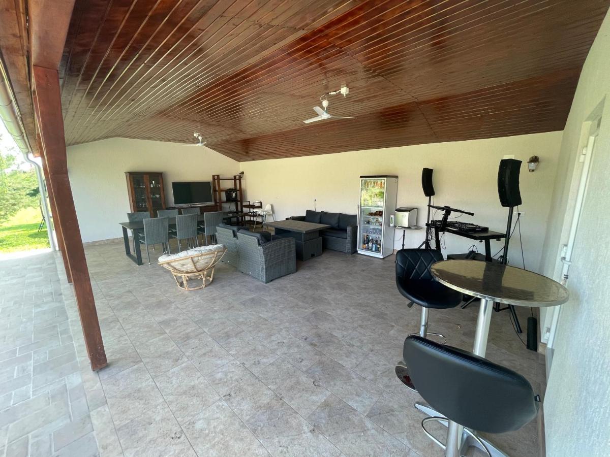 Apartament Battonya House Zewnętrze zdjęcie