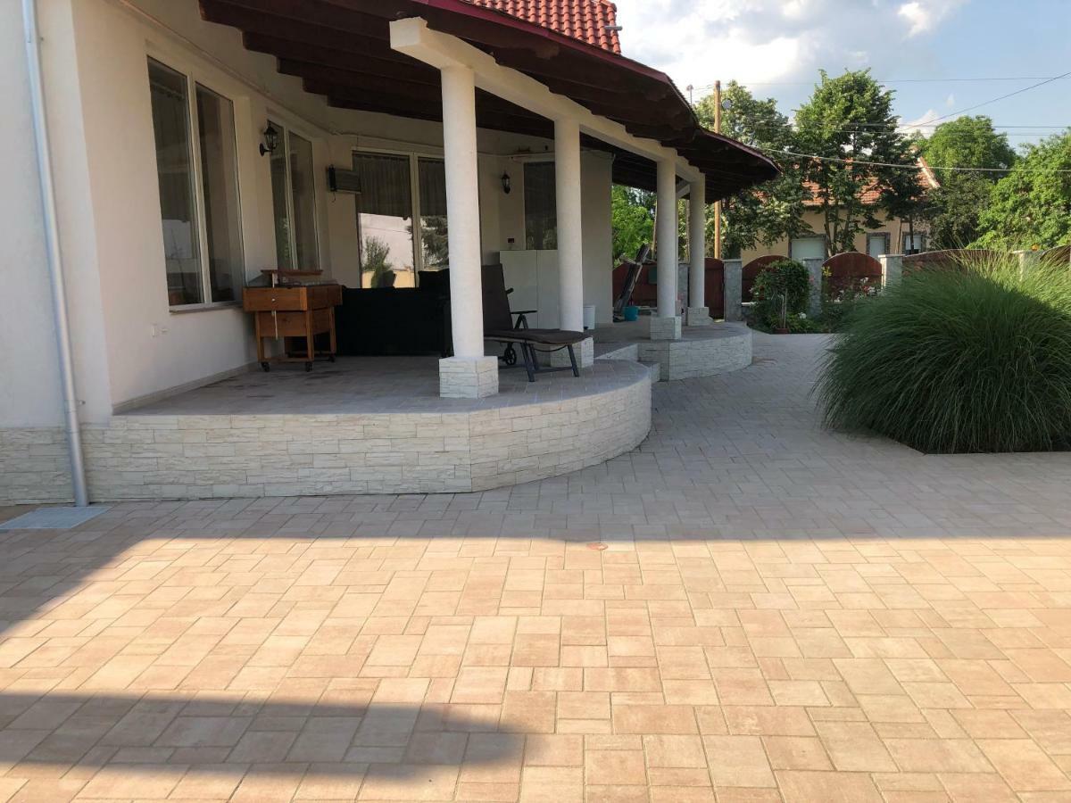 Apartament Battonya House Zewnętrze zdjęcie