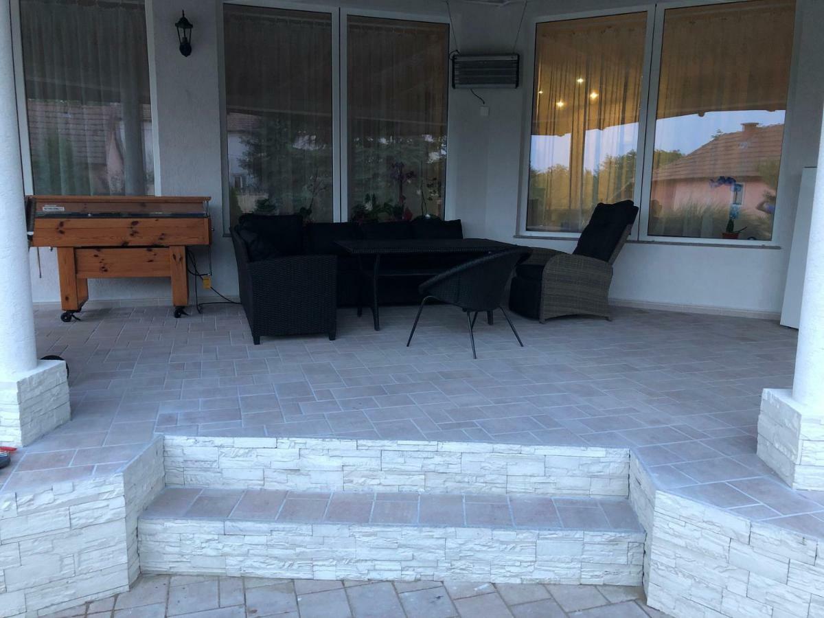 Apartament Battonya House Zewnętrze zdjęcie